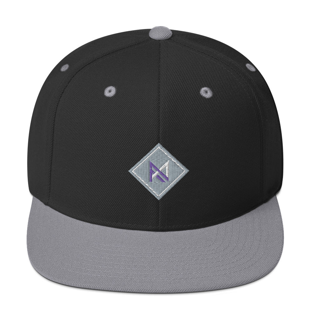 Snapback Hat logo